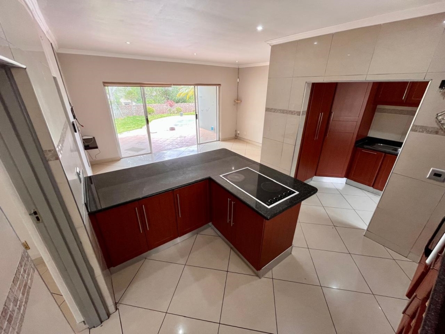 To Let 4 Bedroom Property for Rent in Stirling Eastern Cape